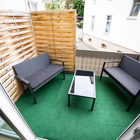 Me Living Innenstadt 10 Meter Balkon 巴特皮尔蒙特