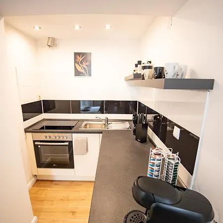 Me Living Innenstadt 10 Meter Balkon 公寓 *