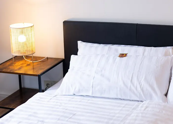 Apartament Me Living Innenstadt 10 Meter Balkon